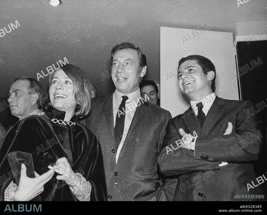 Annie Girardot, Yves Montand and Claude Lelouch, Premiere Of The Movie Live For Life, 1967.