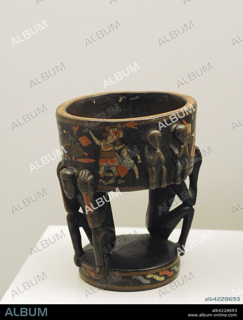 Copa ceremonial (Kero). Madera policromada. Cultura Inca, Horizonte Tardío (1400-1533 d. C.). Cuzco, Perú. Museo de América. Madrid. España.