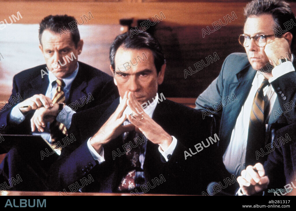 TOMMY LEE JONES dans THE CLIENT, 1994, réalisé par JOEL SCHUMACHER. Copyright WARNER BROTHERS.