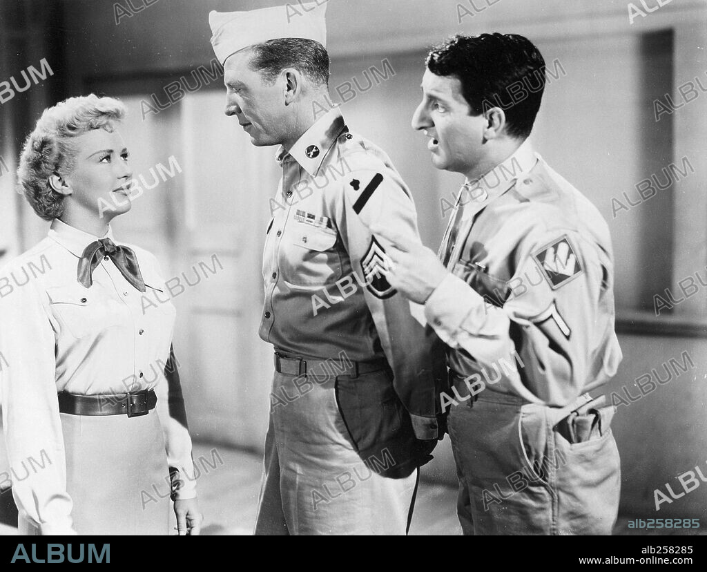 BETTY GRABLE and DAN DAILEY in CALL ME MISTER, 1951, directed by LLOYD BACON. Copyright 20TH CENTURY FOX.