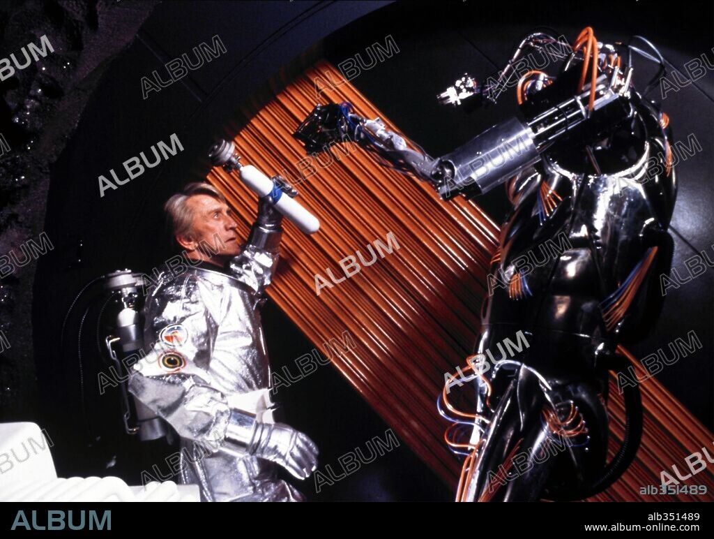 KIRK DOUGLAS in SATURN 3, 1980, directed by JOHN BARRY and STANLEY DONEN. Copyright ITC/TRANSCONTINENTAL.