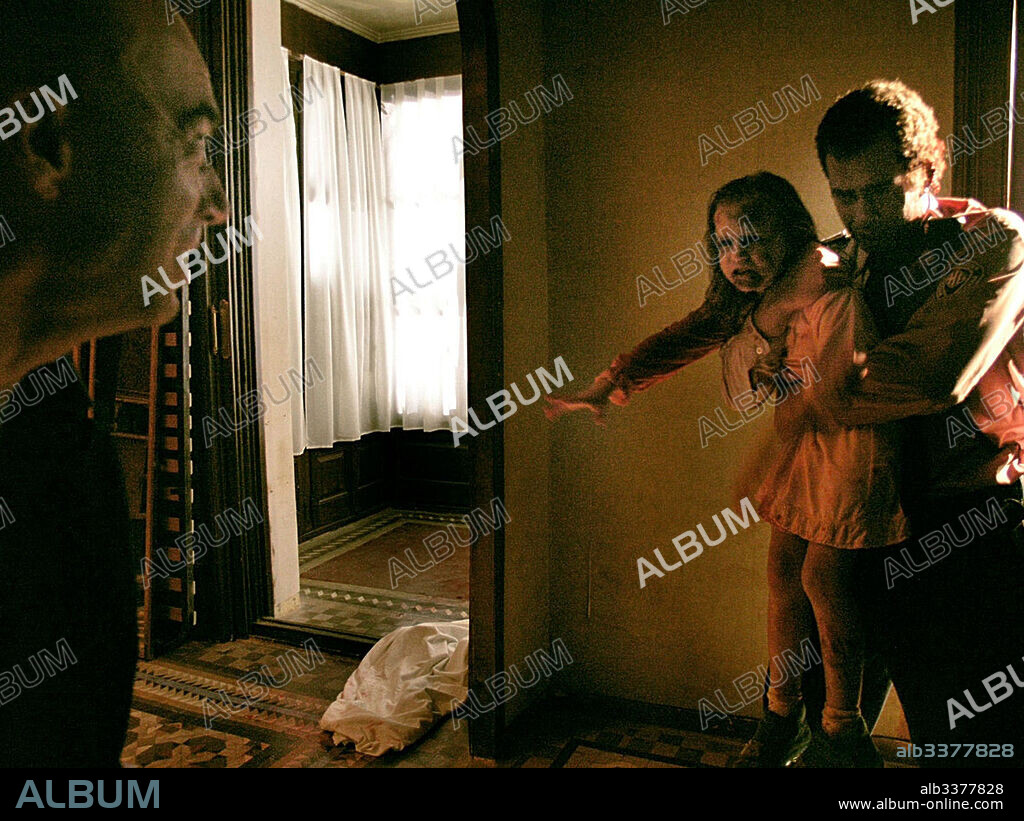 FERRAN TERRAZA in [REC], 2007, directed by JAUME BALAGUERO and PACO PLAZA. Copyright FILMAX.
