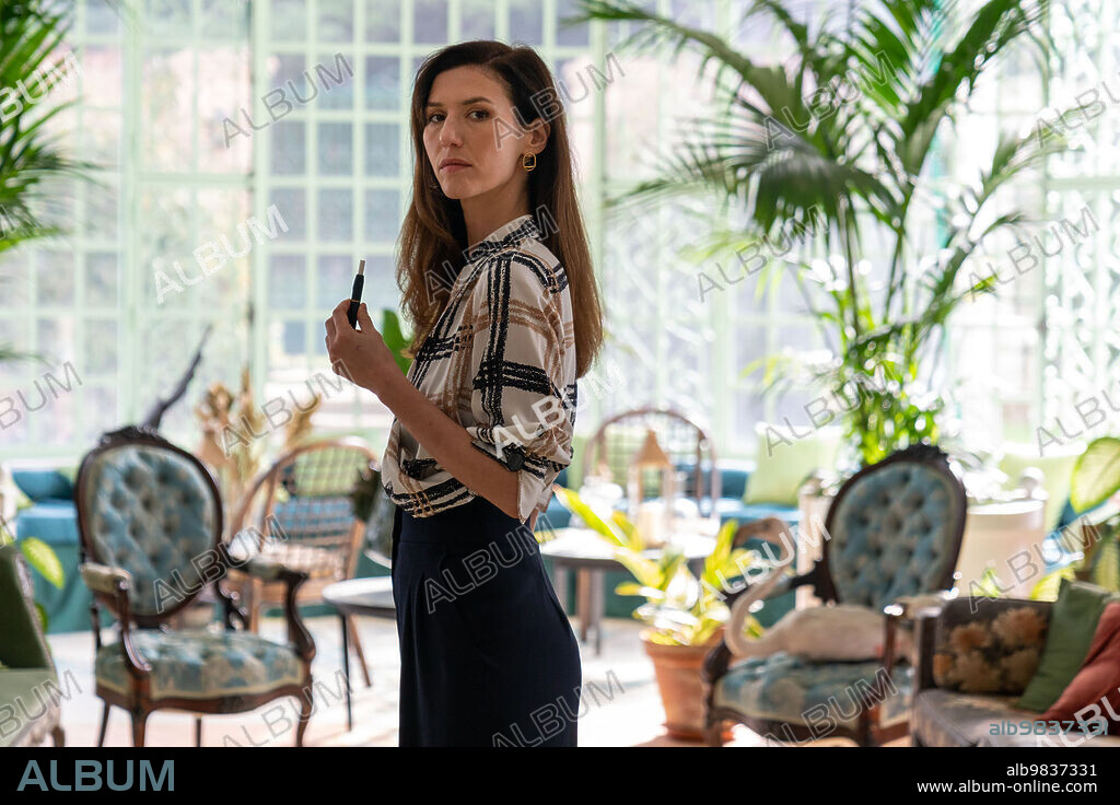 DORIA TILLIER in THE ORIGIN OF EVIL, 2022 (L' ORIGINE DU MAL), directed by SEBASTIEN MARNIER. Copyright AVENUE B PRODUCTIONS.