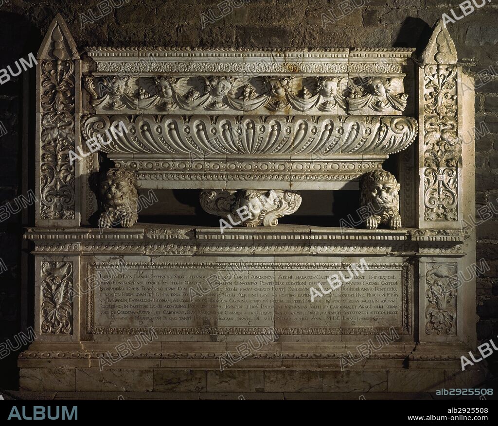 FOLCH I, Juan-Ramón (1375-1442), llamado "Cabeza de San Juan Bautista". Segundo conde de Cardona. SEPULCRO DE JUAN-RAMON FOLCH ubicado en el Castillo de Cardona. CARDONA. Comarca del Bages. Provincia de Barcelona. Cataluña.