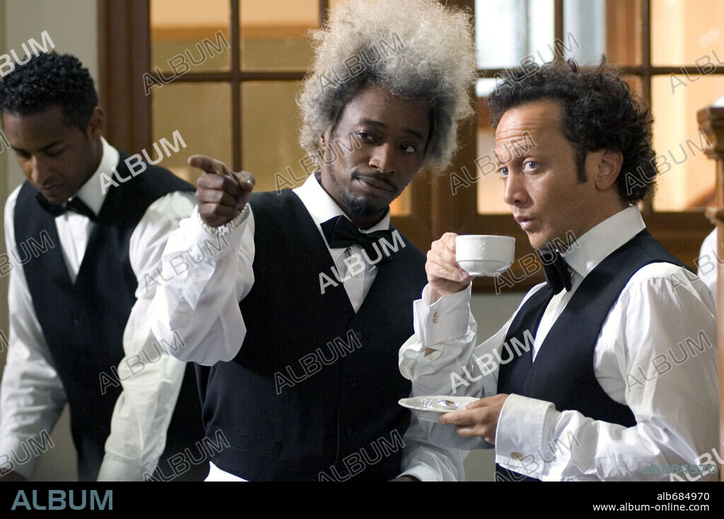 EDDIE GRIFFIN and ROB SCHNEIDER in DEUCE BIGALOW: EUROPEAN GIGOLO, 2005, directed by MIKE BIGELOW. Copyright COLUMBIA PICTURES.