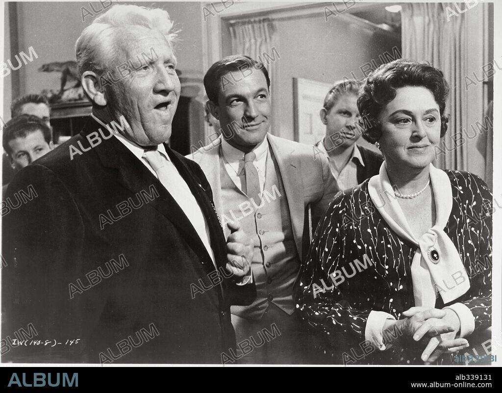 GENE KELLY y SPENCER TRACY en LA HERENCIA DEL VIENTO, 1960 (INHERIT THE WIND), dirigida por STANLEY KRAMER. Copyright UNITED ARTISTS.