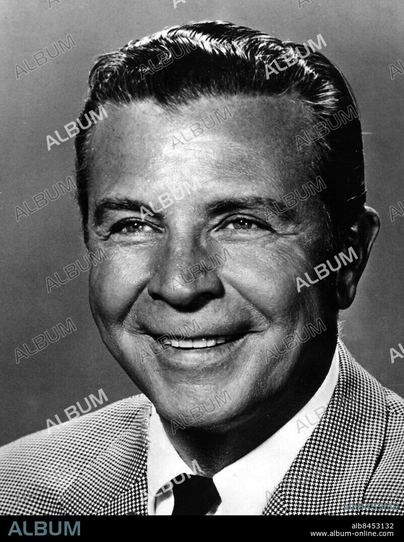 ARKIV 1962. Dick Powell (1904-1963), amerikansk skådespelare och sångare, som dök upp i de svenska tv-rutorna i början på 60-talet i "Dick Powell Show".. Foto: Reportagebild Kod:37770. SCANPIX SWEDEN.