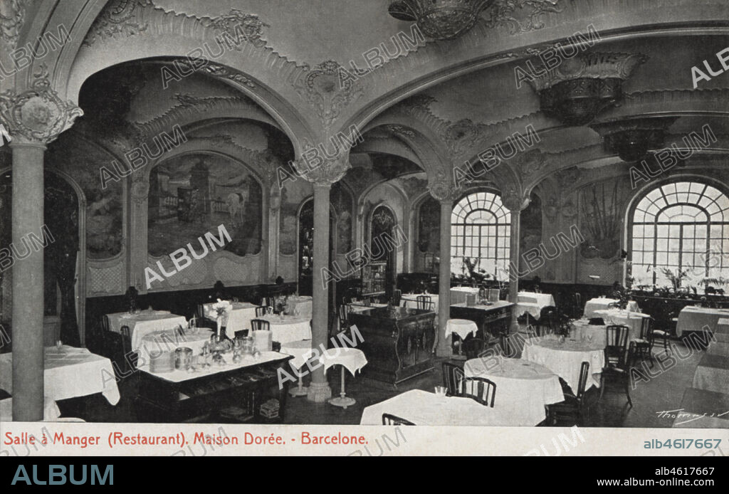 Barcelona. Cafetería-Restaurante Maison Dorée en la plaza de Catalunya. Vista general del Salón comedor. Construcción remodelada de inspiración art nouveau. Años 1910.
