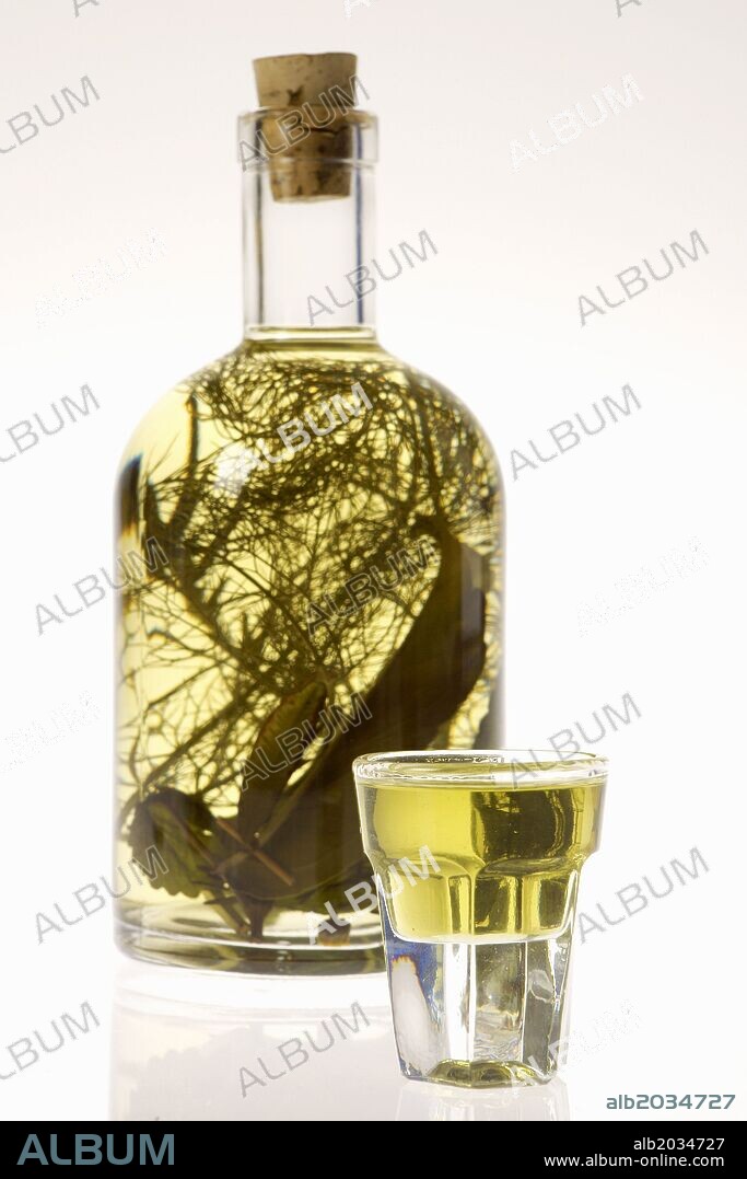 Licor de hierbas,"Herbes Dolces".Mallorca. Baleares.España.