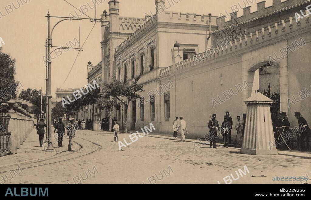 España. Valencia. Entrada al parque de artillería. Año 1915.