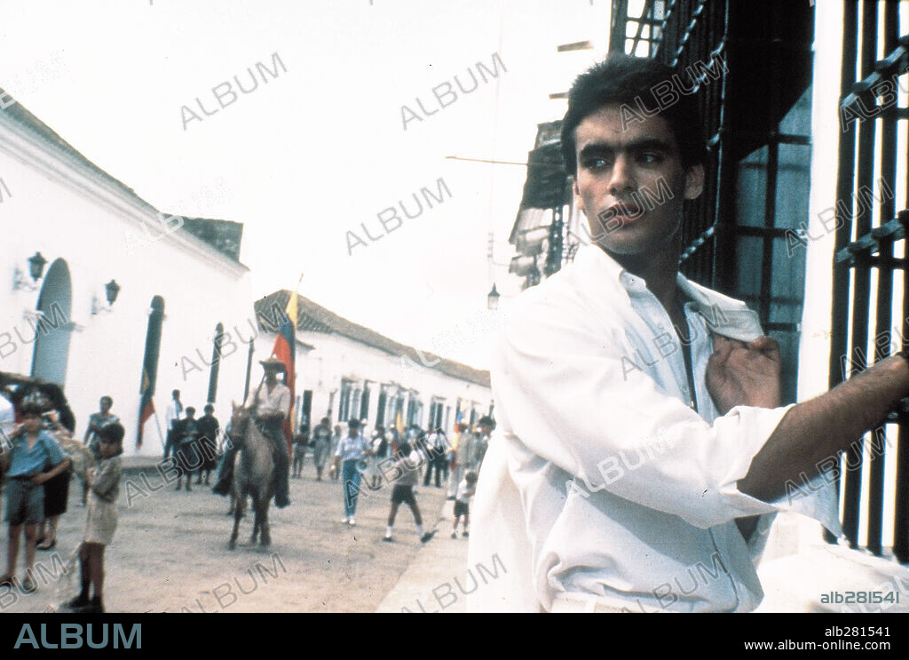 ANTHONY DELON in CHRONICLE OF A DEATH FORETOLD, 1987 (CRONACA DI UNA MORTE ANNUNCIATA), directed by FRANCESCO ROSI. Copyright ITALMEDIA/SOPROFILMS/LES FILMS ARIANE.
