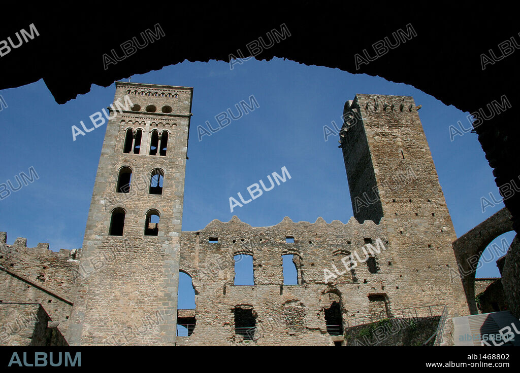 Monastery of Sant Pere de Roda (St Peter of Roses). Founded around the year 900. Benedictine monastery. The present building is dated 11th century. Lombard style bell tower. Cap de Creus. Alt Emporda region. Girona province. Catalonia. Spain. Europe.