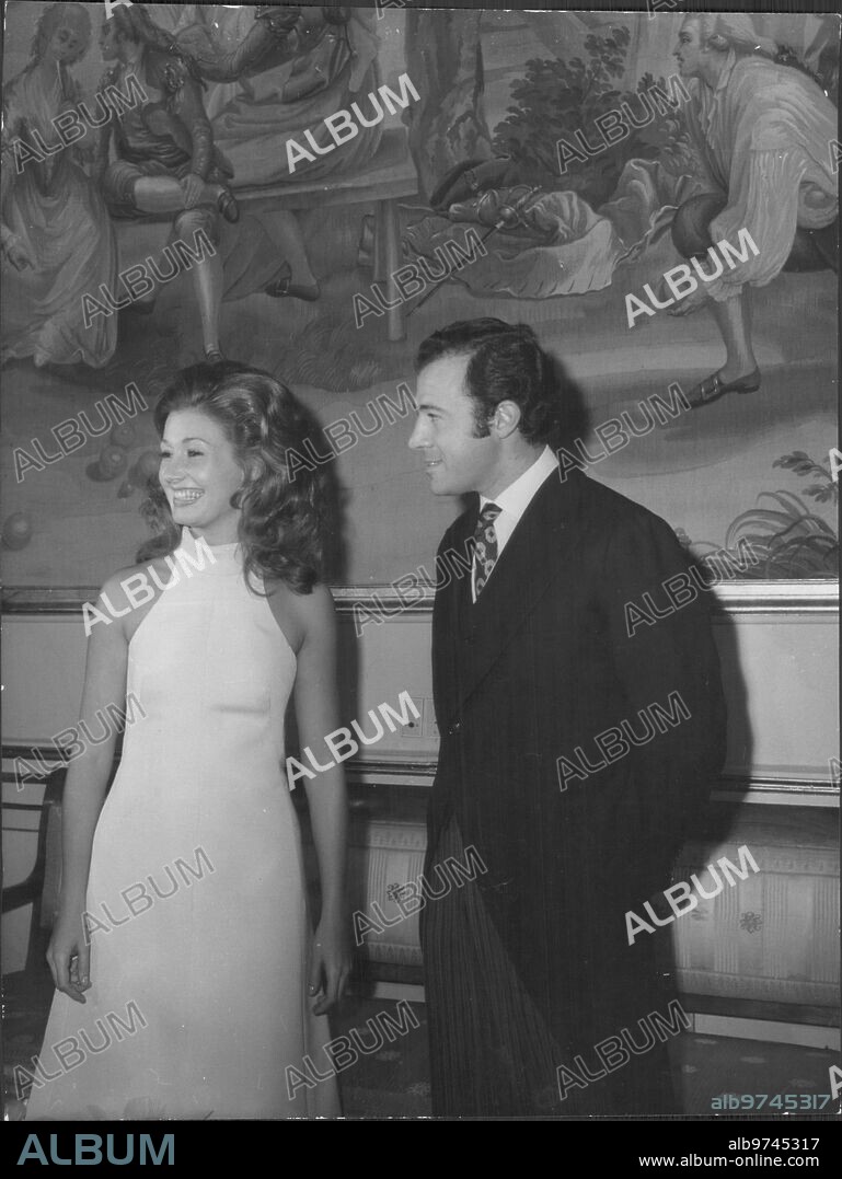December 23, 1971. Presentation in the El Pardo palace of the marriage engagement of the Granddaughter of General Franco, María del Carmen Martínez Bordiú Franco with HRH Don Alfonso de Borbón Dampierre. In the Image, the Betrothed.