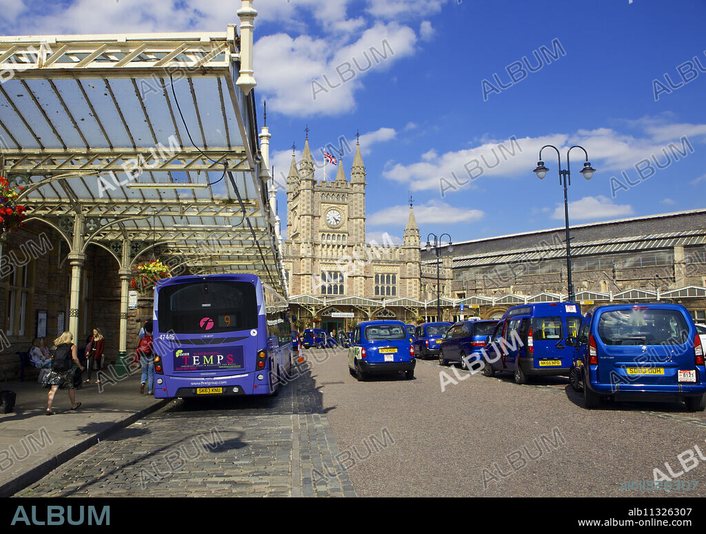 Bristol Temple Meads train station with taxis and buses outside, Bristol, England, United Kingdom, Europe.