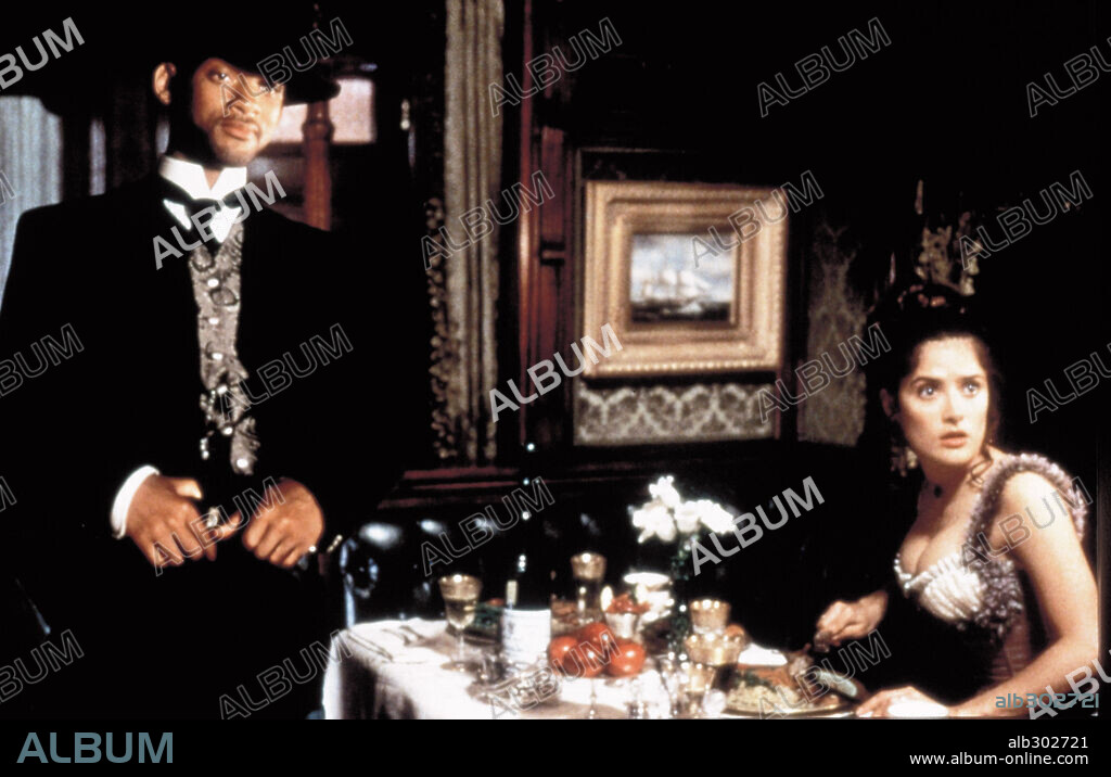 SALMA HAYEK and WILL SMITH in WILD WILD WEST, 1999, directed by BARRY SONNENFELD. Copyright WARNER BROS.