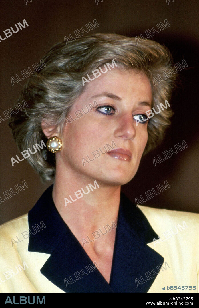 DIANA SPENCER en DIANA EN DECADAS, 2021 (DIANA'S DECADES), dirigida por NICK ANGEL. Copyright Spun Gold TV / ITV.