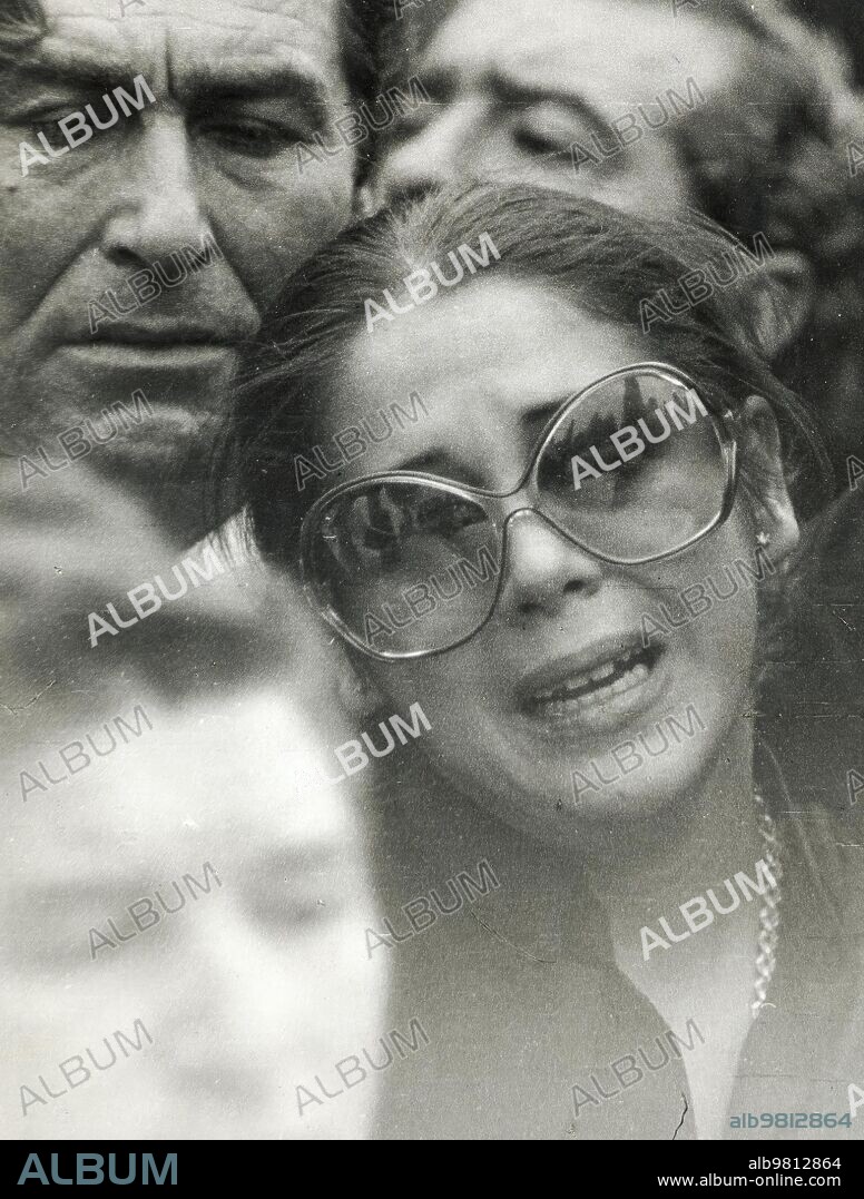 28 de septiembre de 1984.  Isabel Pantoja en el entierro de su Marido, Paquirri.