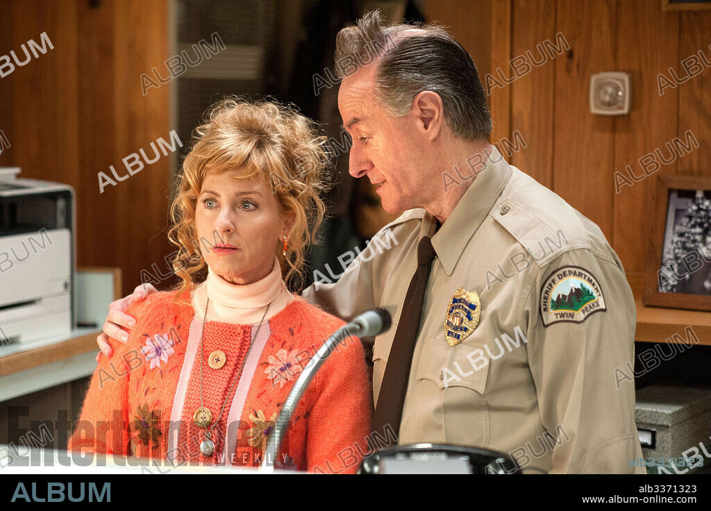 HARRY GOAZ and KIMMY ROBERTSON in TWIN PEAKS, 2017, directed by DAVID LYNCH and MARK FROST. Copyright SHOWTIME NETWORKS.