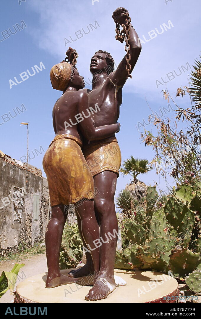 The statue of slavery freedom, Goree Island (Ile de Goree), UNESCO World Heritage Site, Senegal, West Africa, Africa.