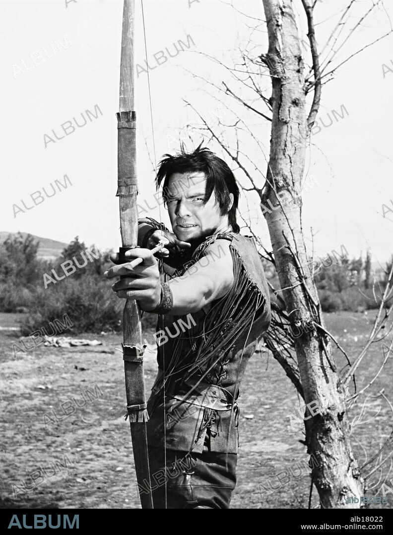 BURT REYNOLDS en JOE, EL IMPLACABLE, 1966 (NAVAJO JOE), dirigida por SERGIO CORBUCCI. Copyright DINO DE LAURENTIIS.