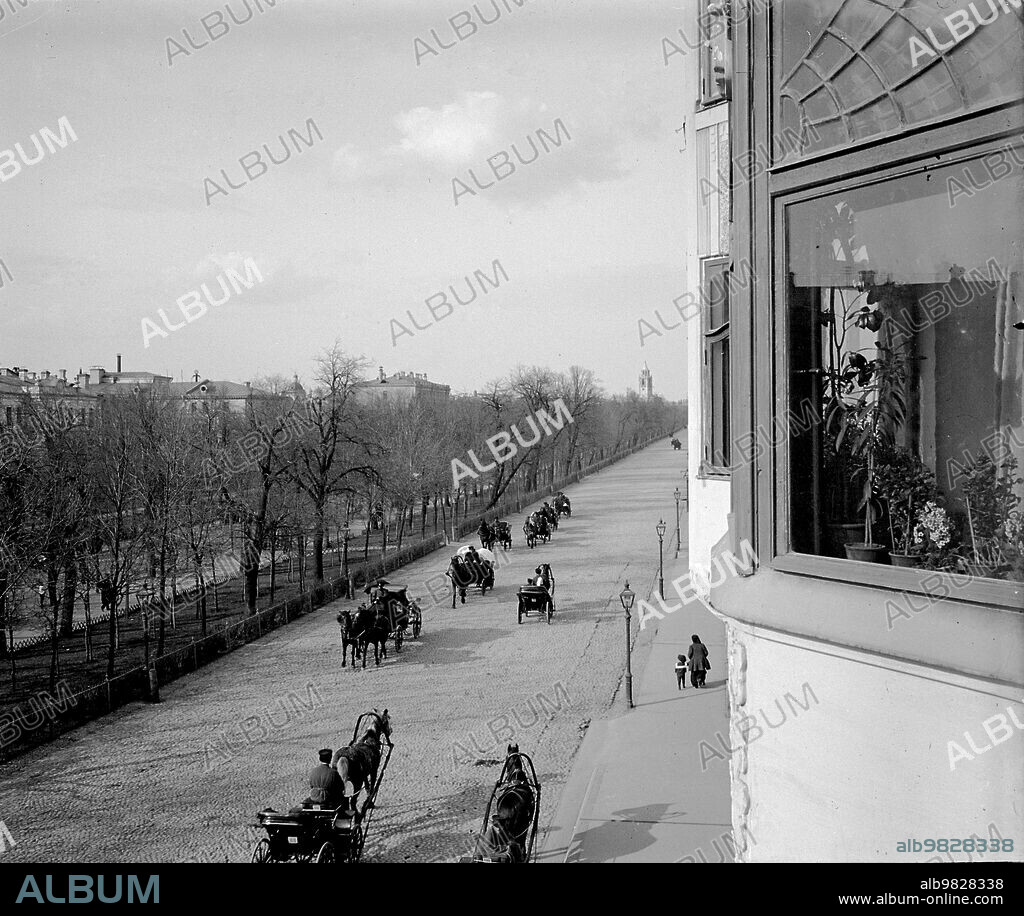 Moscow, Tverskoy Boulevard ca. between 1910 and 1912.