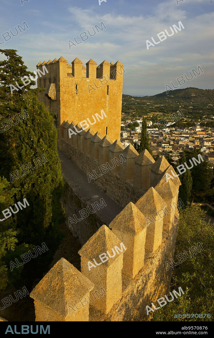 Torre de Sant Miquel.Sant salvador de S'almudaina, siglo XIV.Artà.Mallorca.Islas Baleares. España.