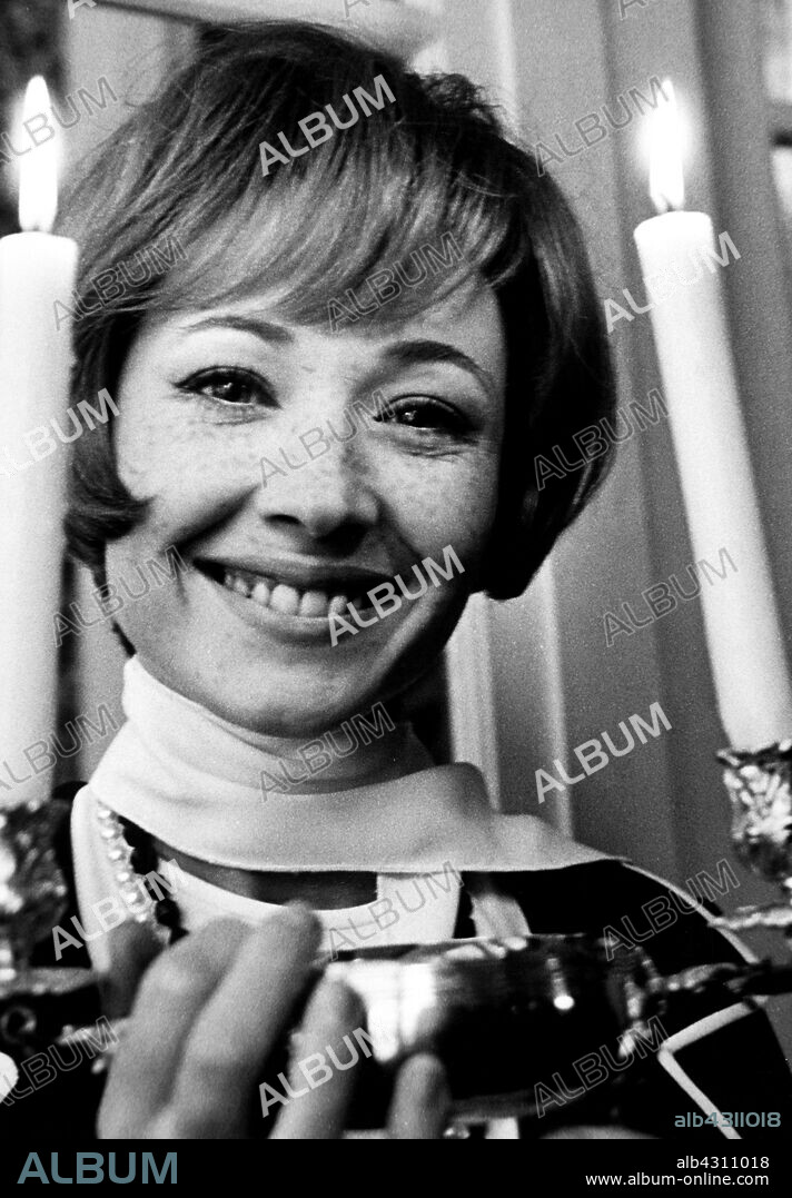 Franca Valeri. Vittorio Caprioli. 1961.