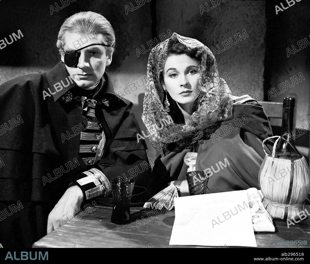 ADMIRAL HORATIO NELSON, Laurence Kerr Olivier und VIVIEN LEIGH. LAURENCE OLIVIER und VIVIEN LEIGH in LADY HAMILTON, 1941 (THAT HAMILTON WOMAN), unter der Regie von ALEXANDER KORDA. Copyright KORDA/UNITED ARTISTS.