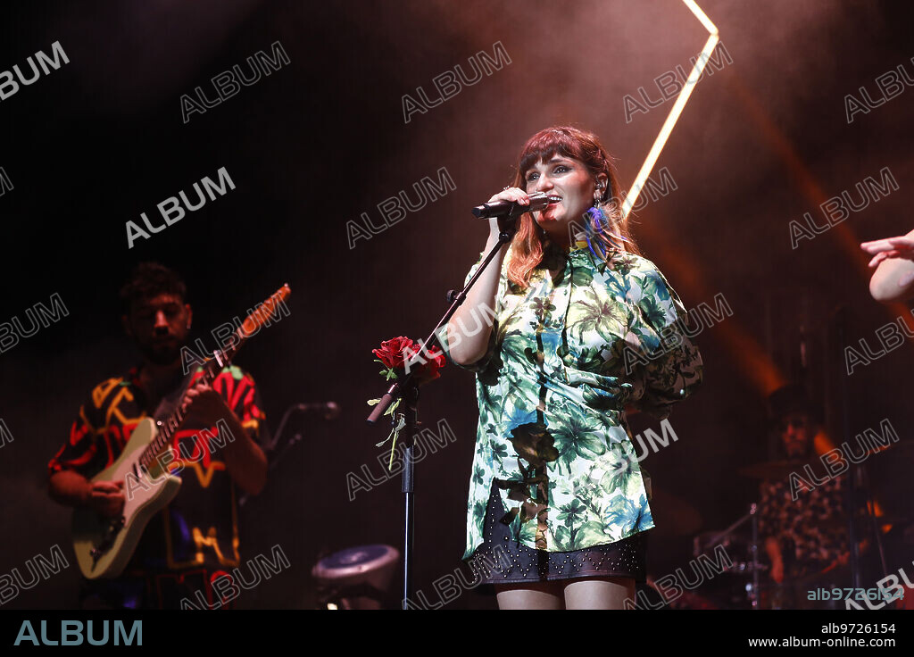 Córdoba, 11/06/2021. Concierto de Rozalén en la plaza de Toros de los Califas. Foto: Valerio Merino. Archcor.
