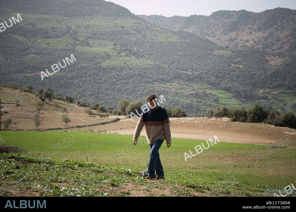 EL HUSSEIN AGHAZAFF en RETORNO A HANSALA, 2008, dirigida por CHUS GUTIERREZ. Copyright MAESTRANZA FILMS/MUAC FILMS.
