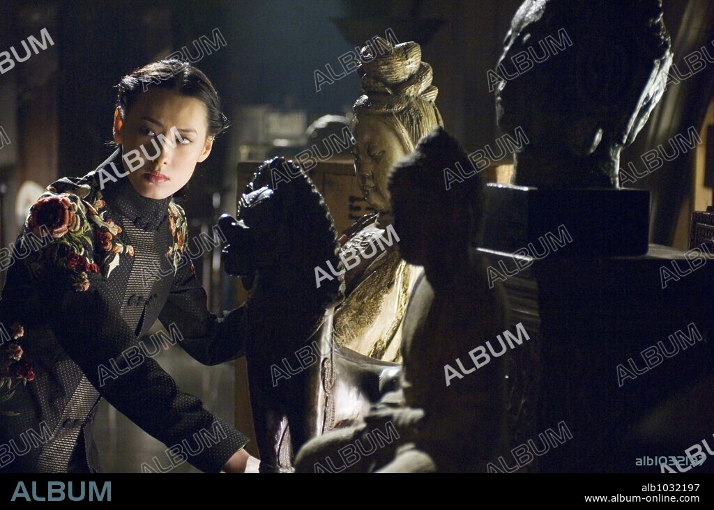 ISABELLA LEONG in MUMMY: THE MUMMY: TOMB OF THE DRAGON EMPEROR, 2008, directed by ROB COHEN. Copyright UNIVERSAL PICTURES/RELATIVITY MEDIA/SOMMERS COMPANY,THE/ / BOLAND, JASIN.