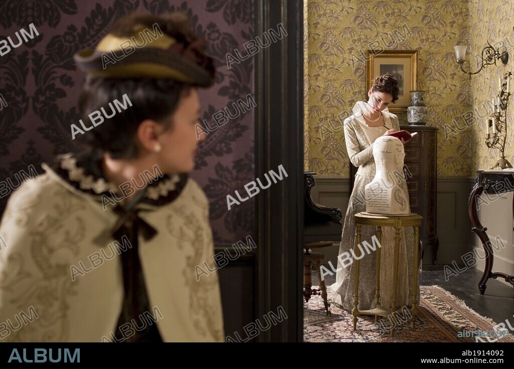FELICITY JONES en HYSTERIA, 2011, dirigida por TANYA WEXLER. Copyright INFORMANT MEDIA.