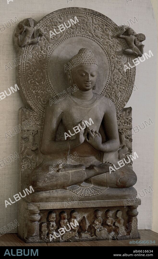 ESCUELA DE SARNATH. ESCULTURA BUDICA(GIRA RUEDA DE LA LEY)V CENTURIA-ESTIL GUPTA.