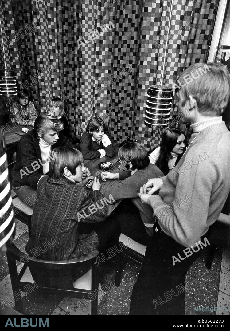 Ungdomar på Kirsebergsgården i Malmö 1969. Foto: Rolf Zieger / Sydsvenskan / IBL Bildbyrå.