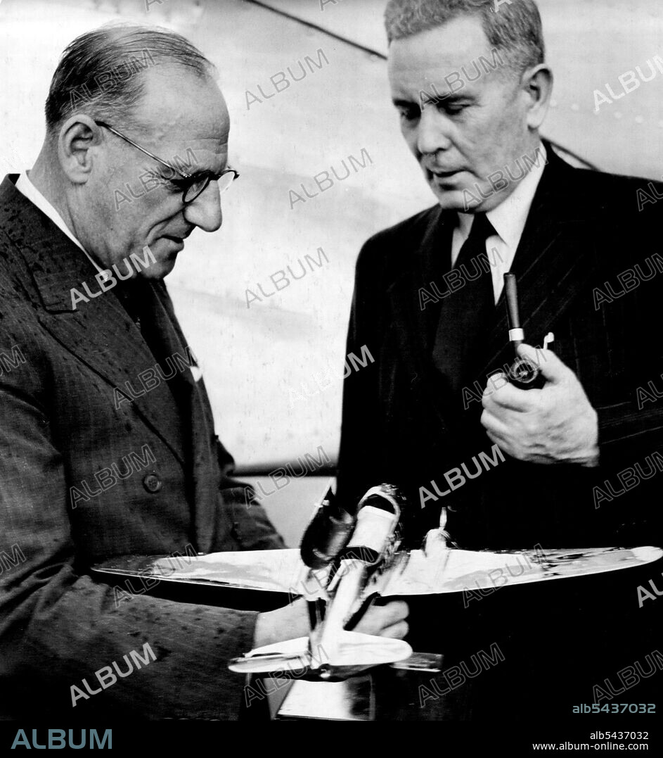 Sir Daniel Aarons - Federal Legacy Council. December 19 1946.
