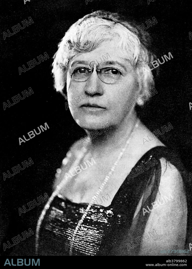 Helen Hamilton Gardener, 1918. Helen Hamilton Gardener (1853-1925), born Alice Chenoweth, was an American author, rationalist public intellectual, political activist, and government functionary. Gardener produced many lectures, articles, and books during the 1880s and 1890s and is remembered today for her role in the freethought and women's suffrage movements. After the former Surgeon General of the United States, William A. Hammond, published a paper attesting a neurological basis for female inferiority, Gardener began working with neurologist Edward C. Spitzka to refute Hammond's thesis of the inherent inferiority of the female brain. She ultimately produced a paper entitled "Sex in Brain" (1888) that argued that no connection between brain weight and intellectual capacity had been established, and which challenged Hammond's methodology of comparing the prized specimen brains of leading men with those of indigent women. Gardener emerged from the Hammond controversy as a leading public speaker for women's rights. In 1920, Woodrow Wilson appointed Gardener to the United States Civil Service Commission, the first woman to occupy such a high federal position.