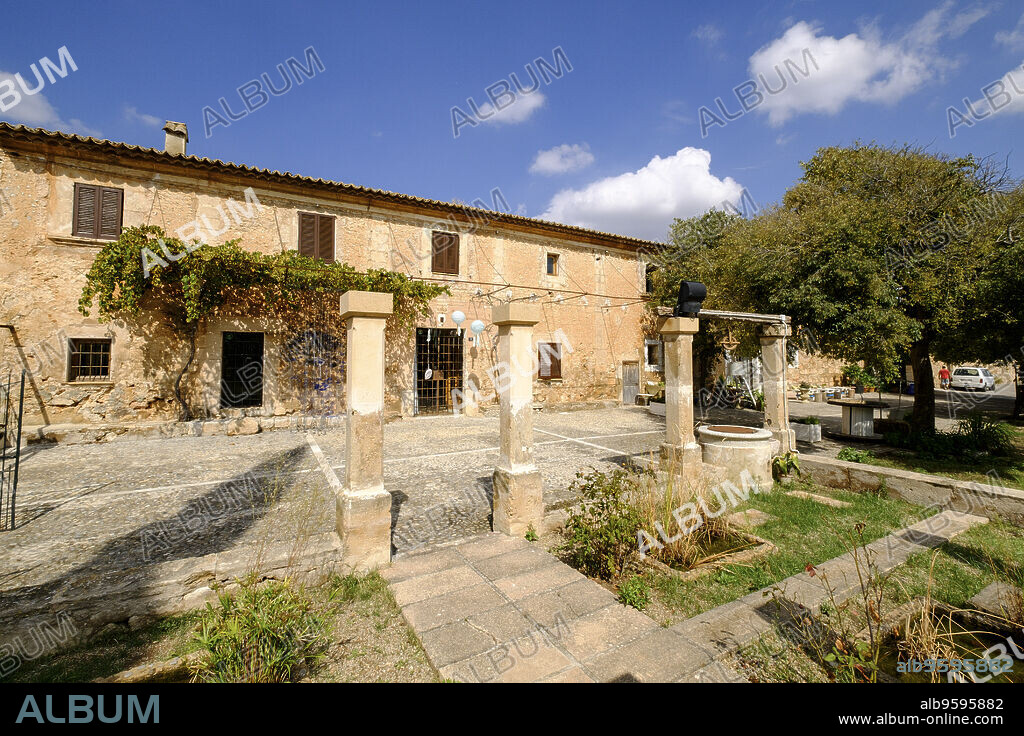 biogranja la Real, Secar de la Real, Palma, Mallorca, balearic islands, spain, europe.