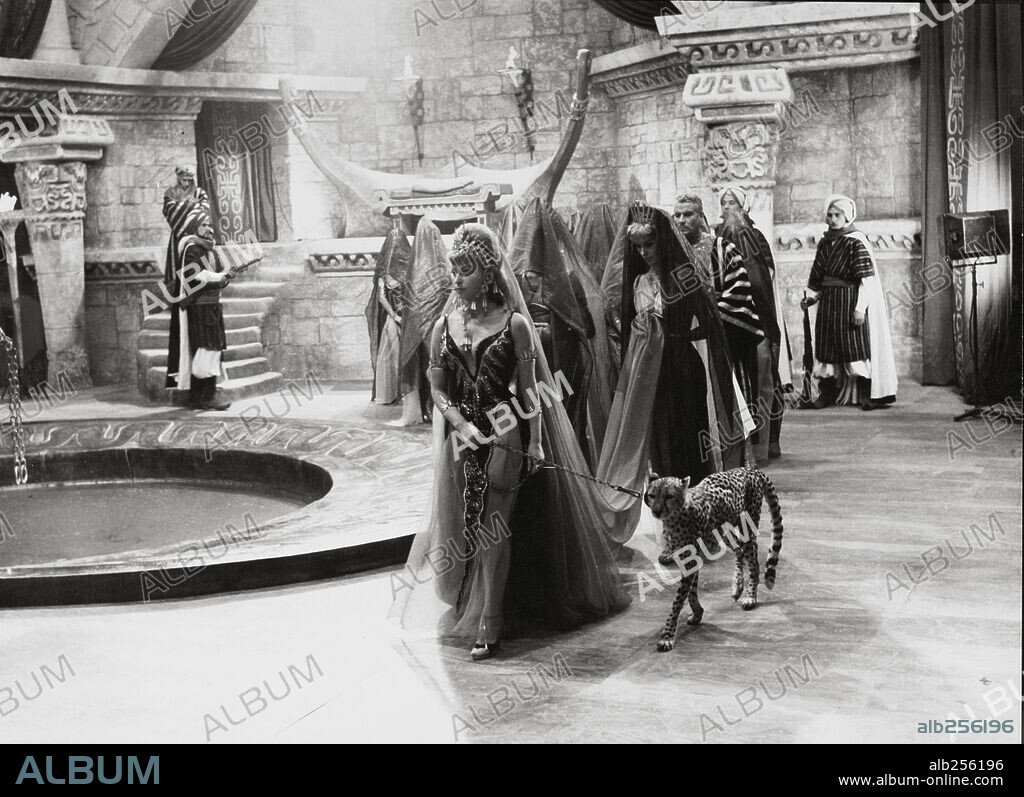 HAYA HARAREET in ATLANTIS, CITY BENEATH THE DESERT, 1961 (L' ATLANTIDE), directed by EDGAR ULMER. Copyright TITANUS.