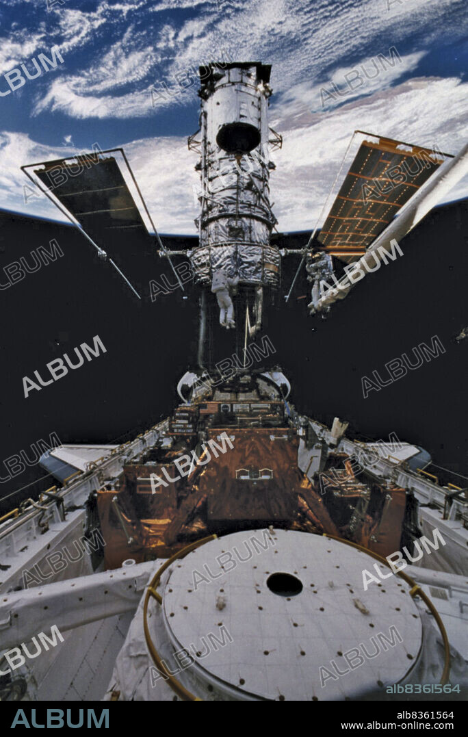 Hubble Space Telescope Repair Album alb8361564