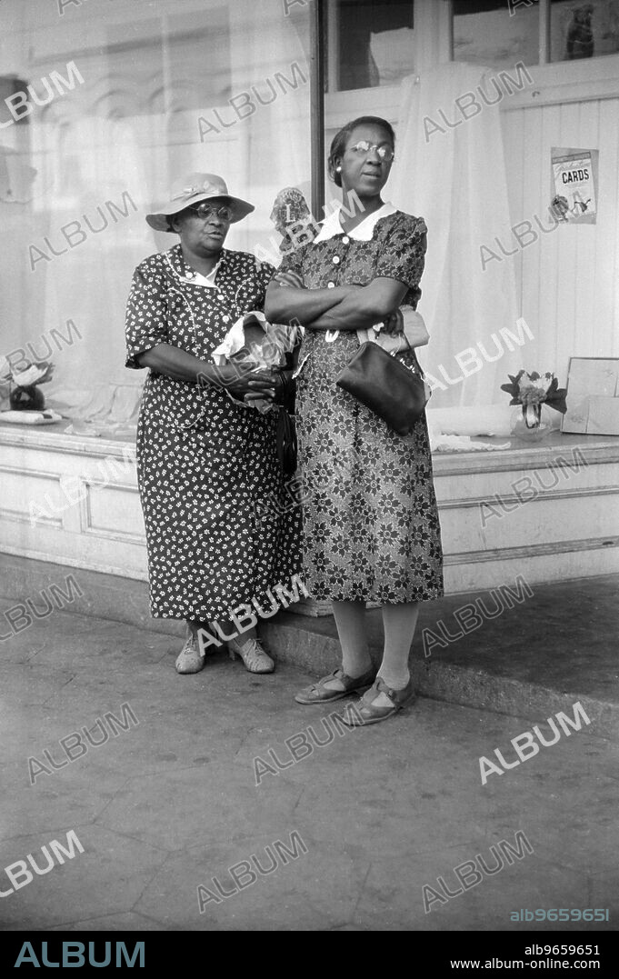 Two Women on Saturday Afternoon, Greensboro, Georgia, USA, Jack Delano for U.S. Office of War Information, June 1941.