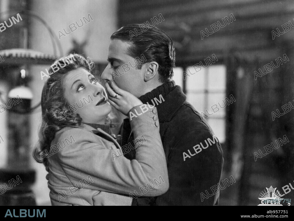 LINA YEGROS en UN MARIDO A PRECIO FIJO, 1942, dirigida por GONZALO DELGRAS.