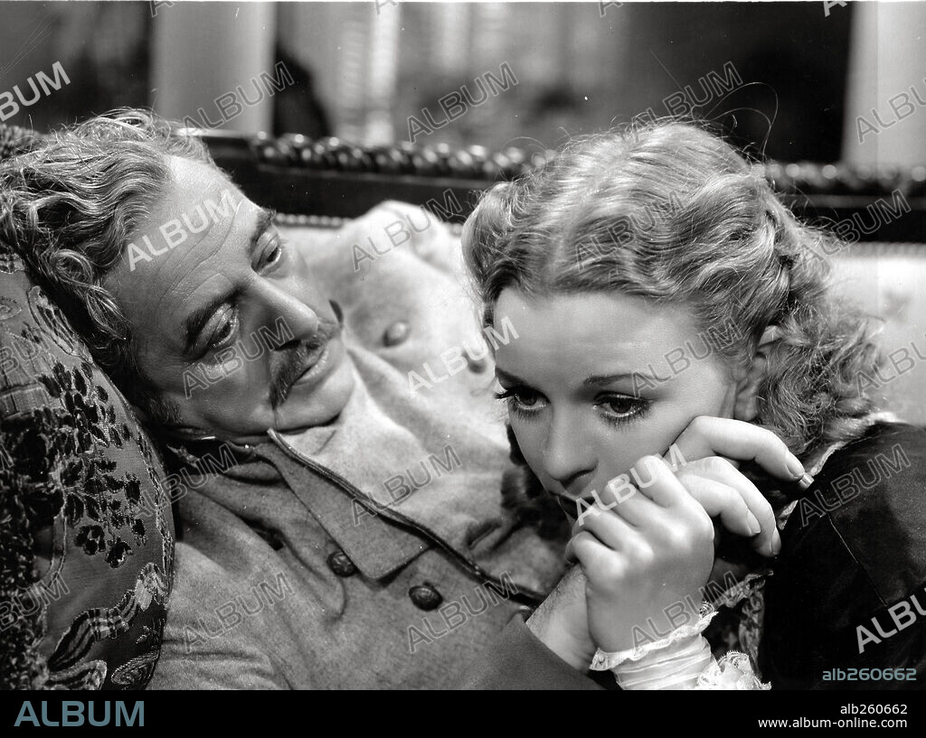SO RED THE ROSE, 1935, directed by KING VIDOR. Copyright PARAMOUNT PICTURES.