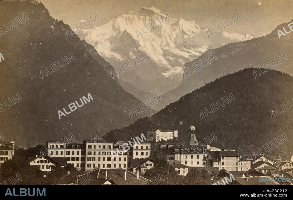 Suiza. Interlaken y el pico Jungfrau.
