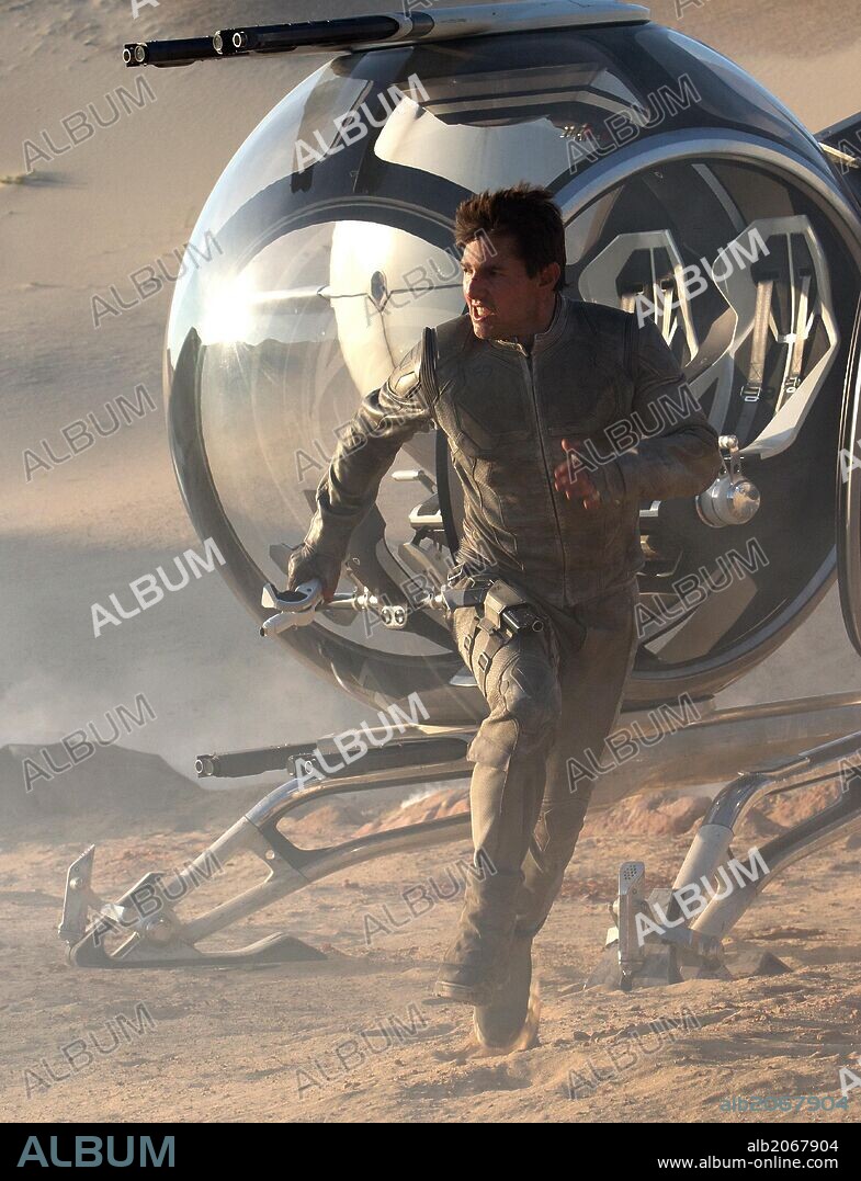 TOM CRUISE dans OBLIVION, 2013, réalisé par JOSEPH KOSINSKI. Copyright UNIVERSAL PICTURES.
