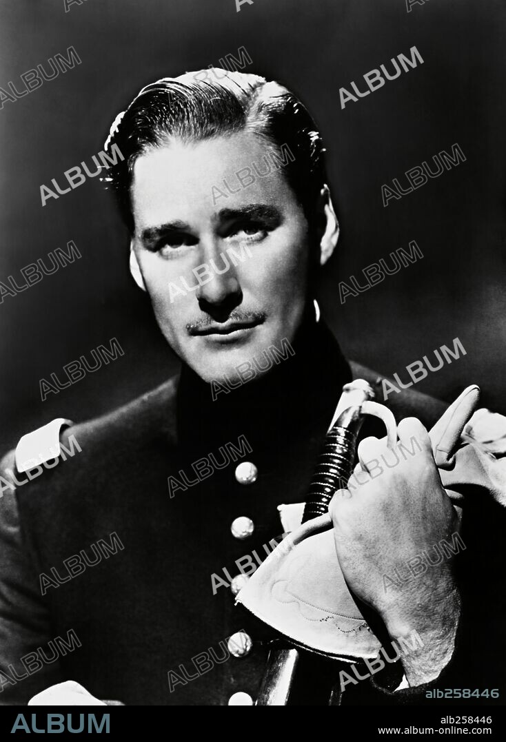 ERROL FLYNN en CAMINO DE SANTA FE, 1940 (THE SANTA FE TRAIL), dirigida por MICHAEL CURTIZ. Copyright WARNER BROTHERS.