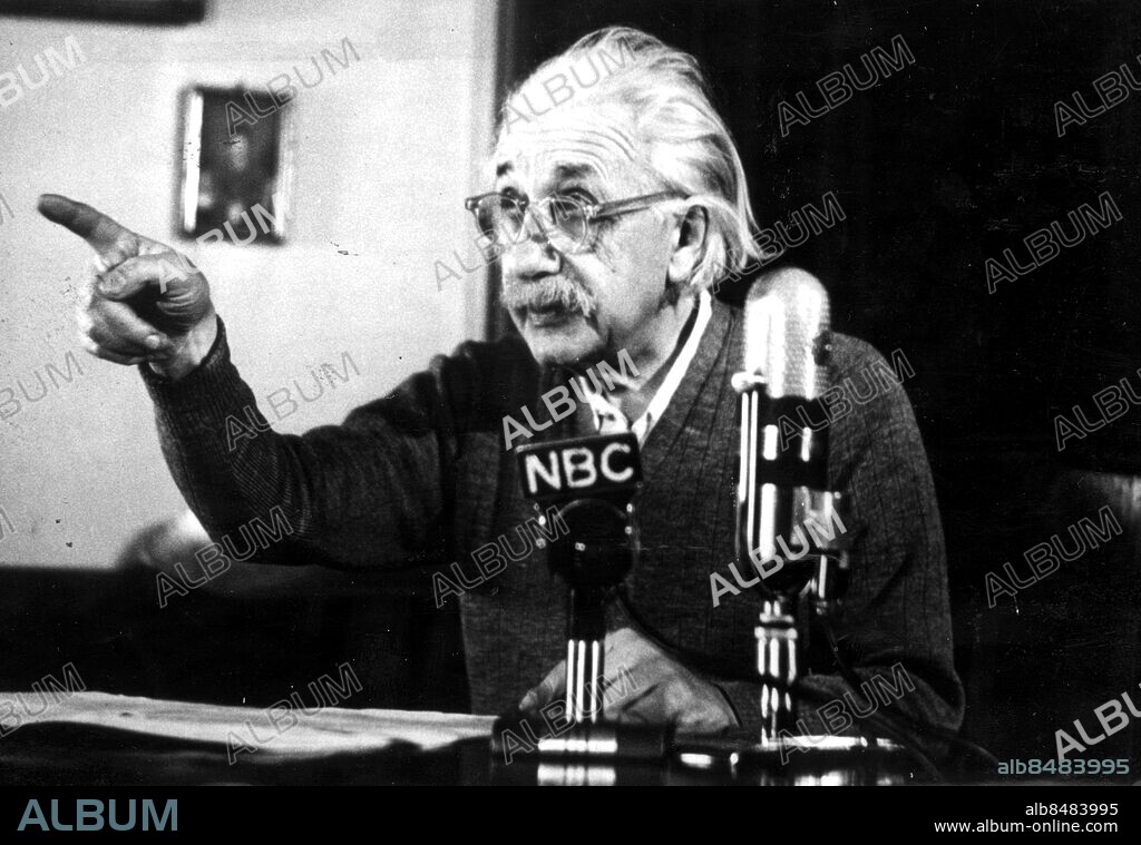 Orig.bildtext...FATHER OF ATOMIC THEORY ASKS FOR WORLD PEACE. Dr. Albert Einstein, world famous physicist, shown posed before a microphone, told a television audience today on the premiere of mrs. Franklin D. Roosevelt's new television program, that the armament race between the U.S. and the U.S.S.R. was hysterical. Also mentioning the H-bomb he said that it appears on the public horizon as a probably attainable goal. In the end, said Einstein, general annihilation beckons, and called for the doing away with mutual fear and distrust (...) Anm. Nobelpriset i fysik 1921 Vetenskapens värld: Geniet Einstein sänds i SVT2 16 augusti persons: Albert Einstein sites: NEW YORK ;USA.