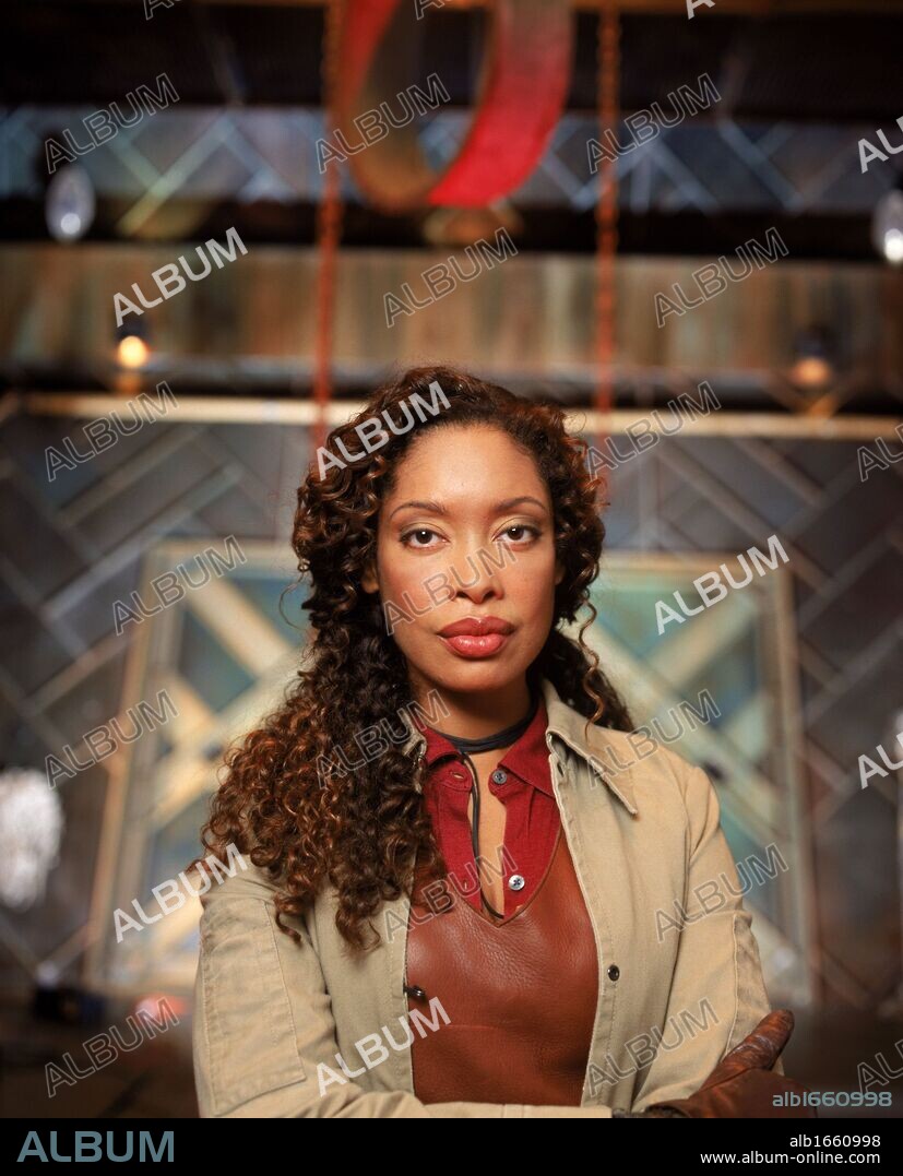 GINA TORRES in FIREFLY, 2002 (FIREFLY-TV), directed by JOSS WHEDON. Copyright 20TH CENTURY FOX TV.