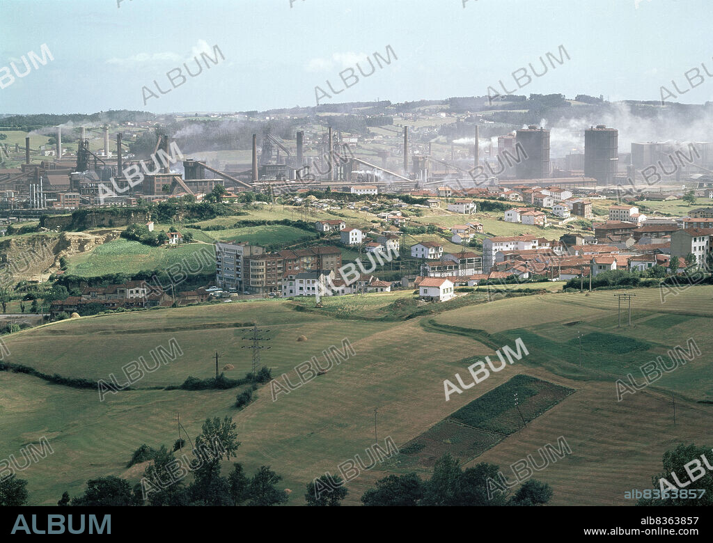 PANORAMICA DE ENSIDESA - FOTO AÑOS 60.