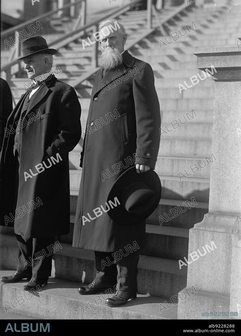 HARRIS & EWING. Rufus Hardy and James Harvey Davis, 'Cyclone Davis', Reps. from Texas, 1916. Rufus Hardy, Rep. 1917-1923;  James Harvey Davis, Rep 1915-1917.