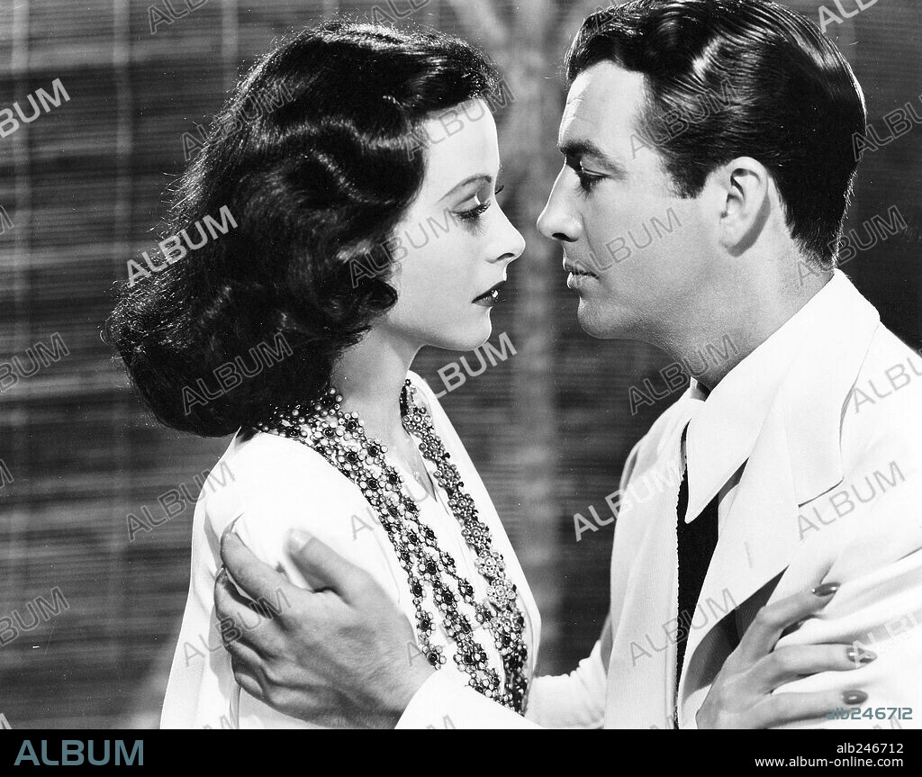 HEDY LAMARR und ROBERT TAYLOR in LADY OF THE TROPICS, 1939, unter der Regie von JACK CONWAY. Copyright M.G.M.